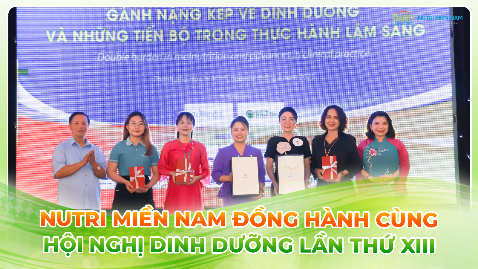 Hình ảnh Bà Vũ Thị Hồng Nhung (CEO Nutri Miền Nam) nhận bằng khen cảm ơn.